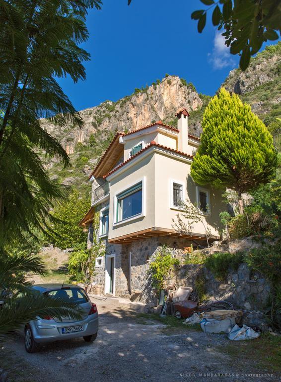 Villa Mos Calamata Exterior foto